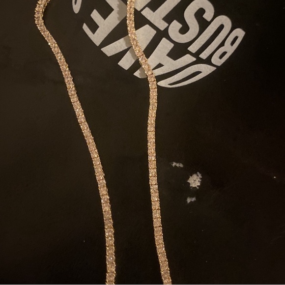 Cross chain with diamonds - Picture 2 of 2